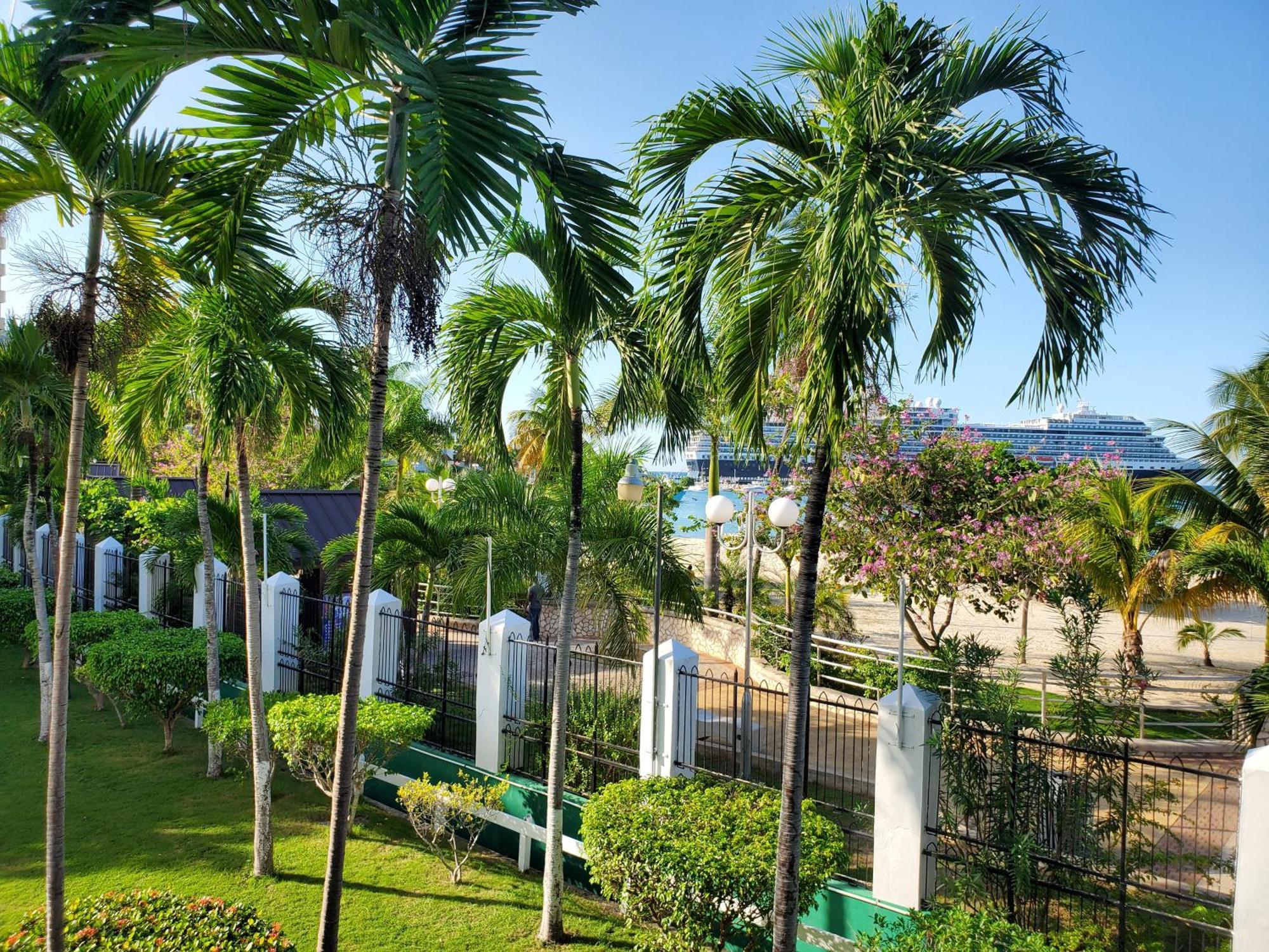 Sandcastles Resort, Ocho Rios Exterior photo
